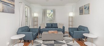 Cozy, Comfortable Home-Away-From-Home. Space for Work & Relaxation.