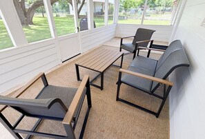 Interior - Tranquil country 3 bedroom home just south of Houston (Manvel)