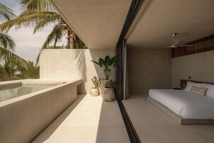 Ático panorámico, terraza, vistas al mar | Piscina privada