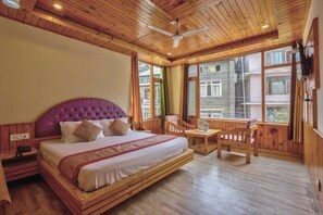 Room - The Veer Villa (Manali)