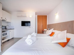 1 bedroom, desk, Internet - Es Grop Est. Vista Mar by Interhome (Sant Joan de Labritja)