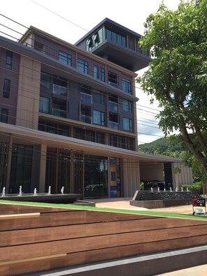 Exterior - Phuket 6Avenue (Tambon Choeng Thale)