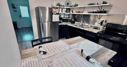 The PawPlex a Cozy 1-bedroom apartment in marvelous Mount Sterling