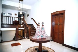 Interior detail - HOTEL BUTIK SAWUNGGALING (Bandung)