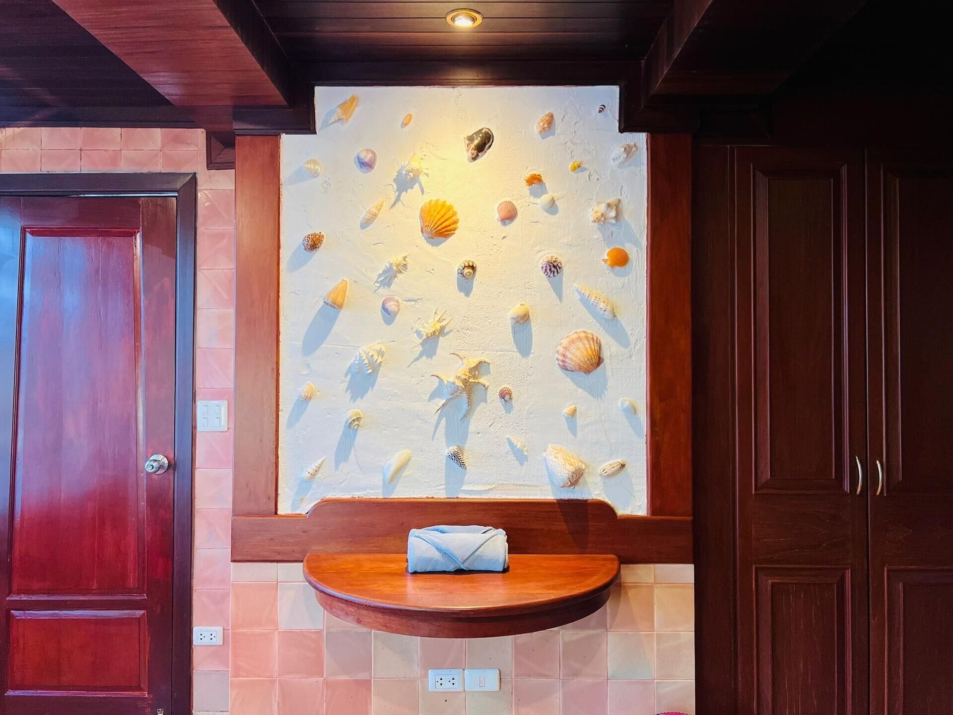 Villa, 3 Bedrooms, Balcony, Garden View | Bathroom | Bathrobes