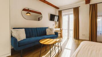 Chambre Double Supérieure, vue cour intérieure | Wi-Fi gratuit