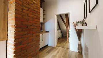 Deluxe Double Room, City View | Interior