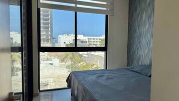 Schreibtisch, Bügeleisen/Bügelbrett, WLAN, Bettwäsche