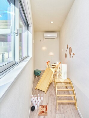 Interior - You can relax! EntireHouse｜Max 8 people｜Family/Group welcome｜Direct access to Disneyland and Narita Airport｜Tokyo Sky Tree, Ueno, Akihabara, Asakusa (edogawaku minamikoiwa)