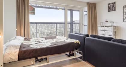 Geräumiges Studio mit Abstellraum