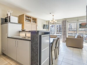 Fridge, microwave, oven - Cosy studio near the center (Blankenberge)