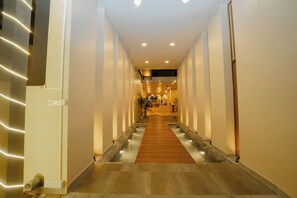 Reception - Emerald Resort Hikkaduwa (Hikkaduwa)