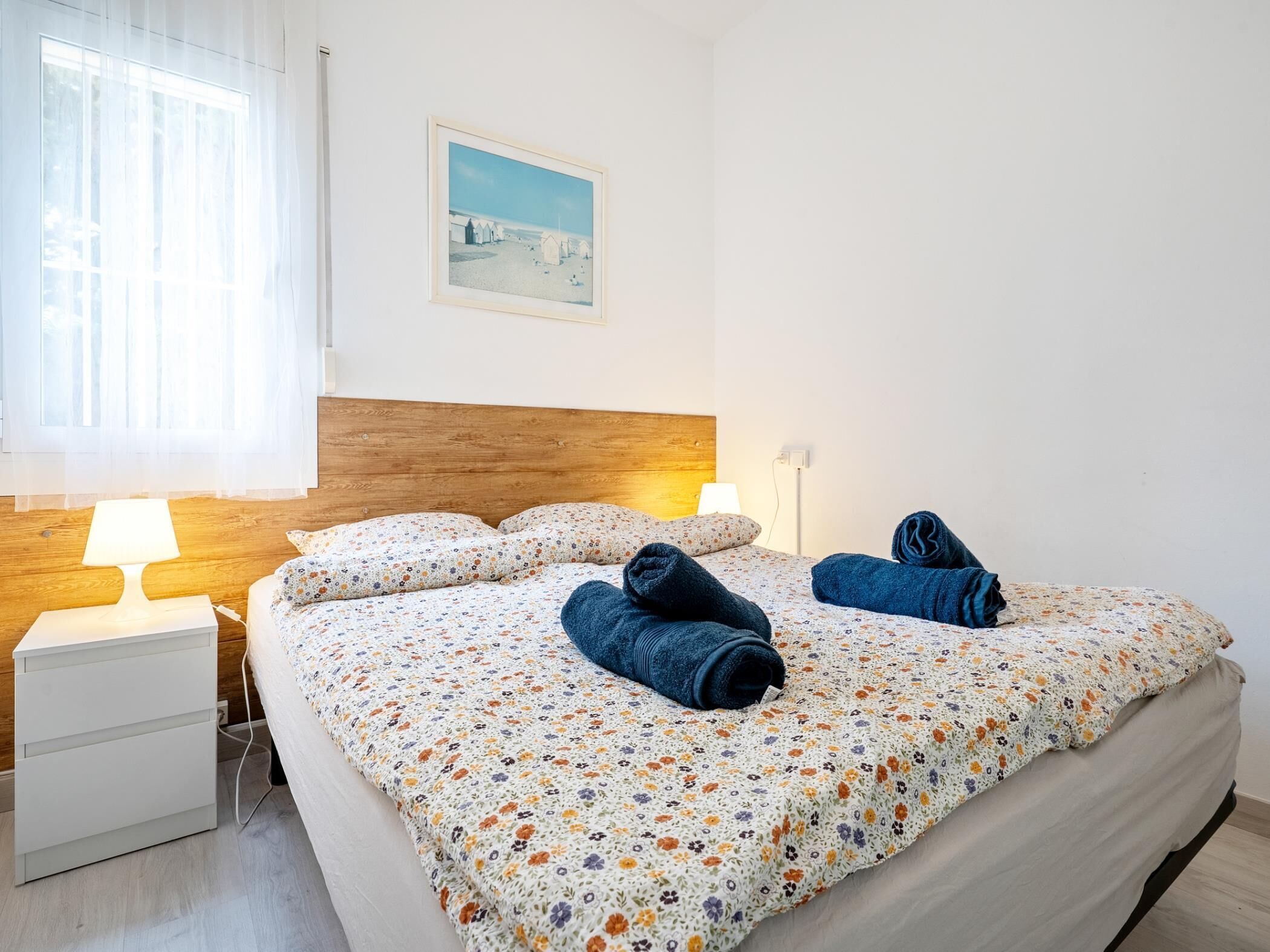 2 habitaciones, tabla de planchar con plancha, internet y ropa de cama 