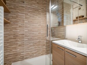 Shower - Beautiful flat with frontal sea views (Koksijde)