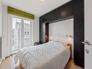 2 bedrooms, Internet - Stylish flat with sea view (Koksijde)