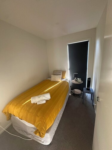 Charming 3 Bedroom Home in Upper Hutt, Perfect for Families and Groups