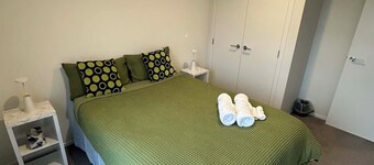Charming 3 Bedroom Home in Upper Hutt, Perfect for Families and Groups