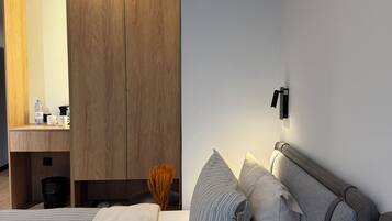 Deluxe Room | Free WiFi