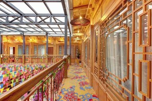 Exterior - The Peak Living (Shangri-La)