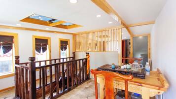 Junior Suite, Balcony, Garden View | Room amenity