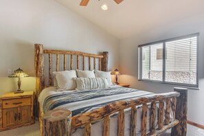 5 bedrooms, desk, iron/ironing board, travel crib - Eden Utah Ski Retreat Near Slopes, Golf & Pool! (Eden)