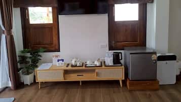 Baan Bai Mhee 2 | Frigobar, escrivaninha, Wi-Fi de cortesia, roupa de cama