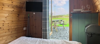 Birds pod is the perfect place for up to two guests to reconnect with nature.