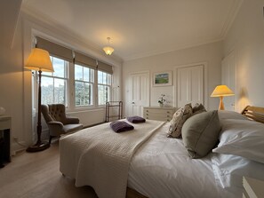 3 bedrooms, desk, iron/ironing board, free WiFi - St Andrews Golf Apartment -  a house that sleeps 7 guests  in 3 bedrooms (St Andrews)