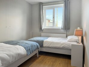 Free WiFi - Charming single-storey barn conversion on a working farm. (Wolseley Bridge)