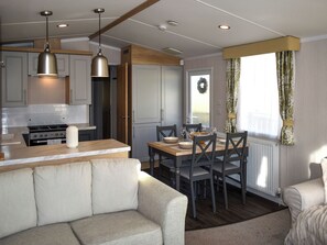 Interior - 2 bedroom accommodation in Cheriton Bishop (Cheriton Bishop)