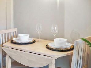 Dining - 1 bedroom accommodation in Guisborough (Guisborough)