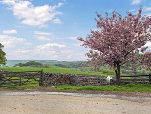 Miscellaneous - Surrounded by stunning countryside views and located on a working Dairy farm. (Dove Holes, near Buxton)