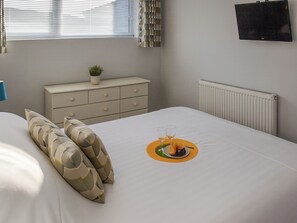 2 bedrooms, free WiFi - 2 bedroom accommodation in Mundesley (Mundesley)
