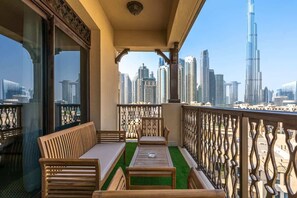 Property grounds - Downtown 2BHK | Iconic Burj Khalifa Views (Dubai)