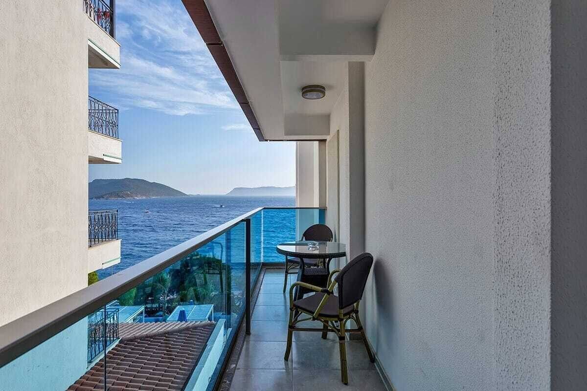 Deluxe Double Room, Balcony, Partial Sea View | In-room safe, laptop workspace, free WiFi