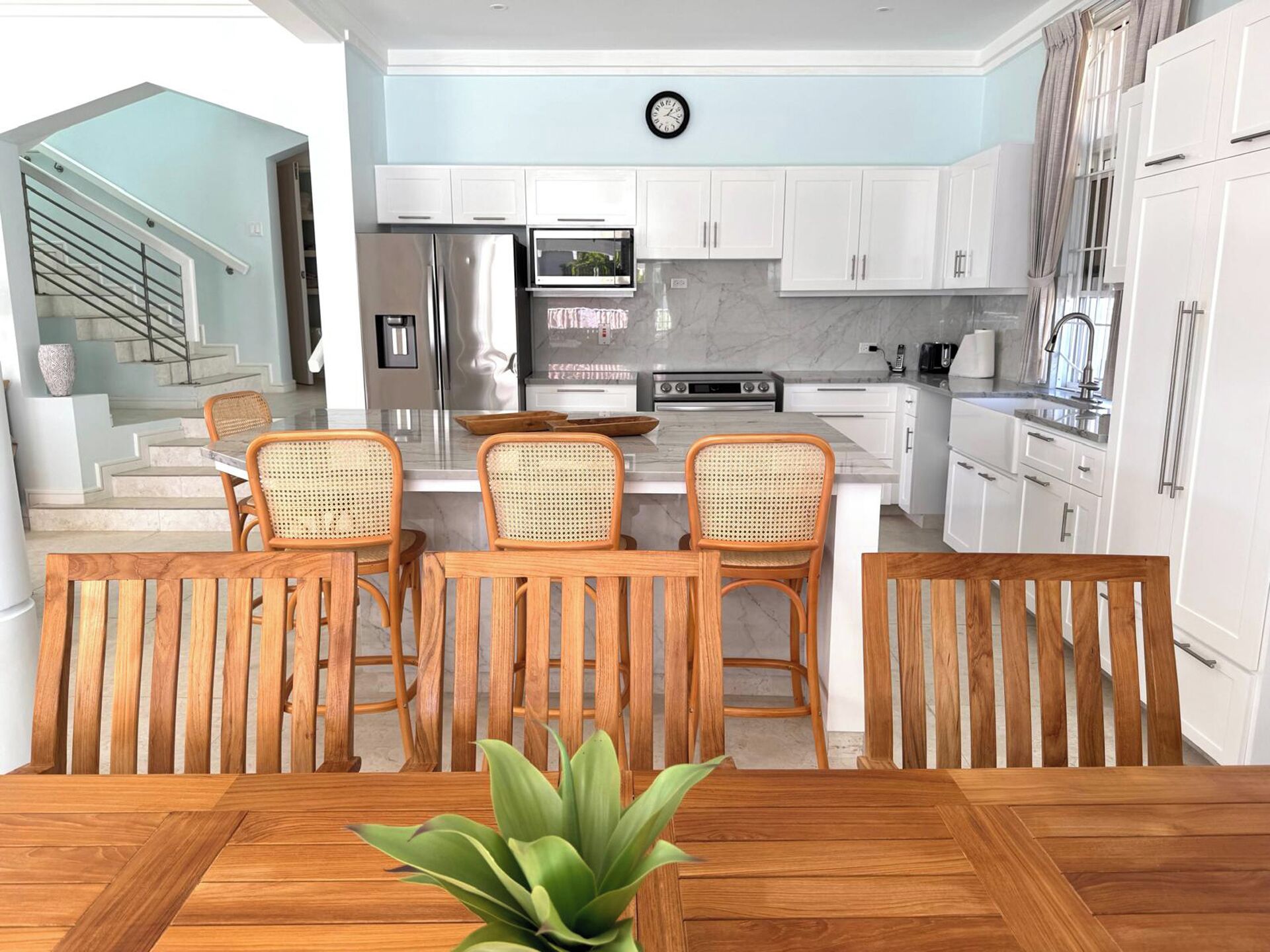Villa, 4 Bedrooms, Balcony, Garden View | Dining room