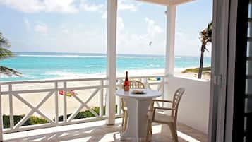 Vila, 3 quartos, sacada, vista para o oceano | Praia