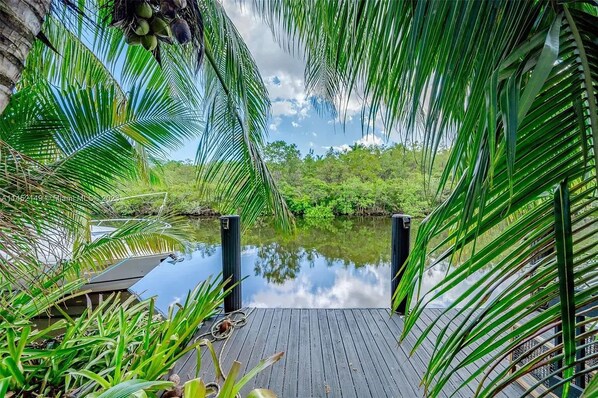 Terrace/patio - Waterfront paradise with heated pool & jacuzzi (Fort Lauderdale)