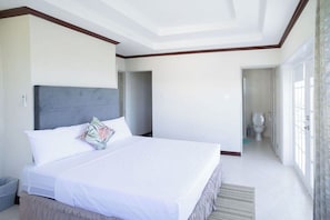 Apartment, 3 Bedrooms, Balcony, Garden View | 3 bedrooms - St Silas Condos - by Zenbreak (Deanes)