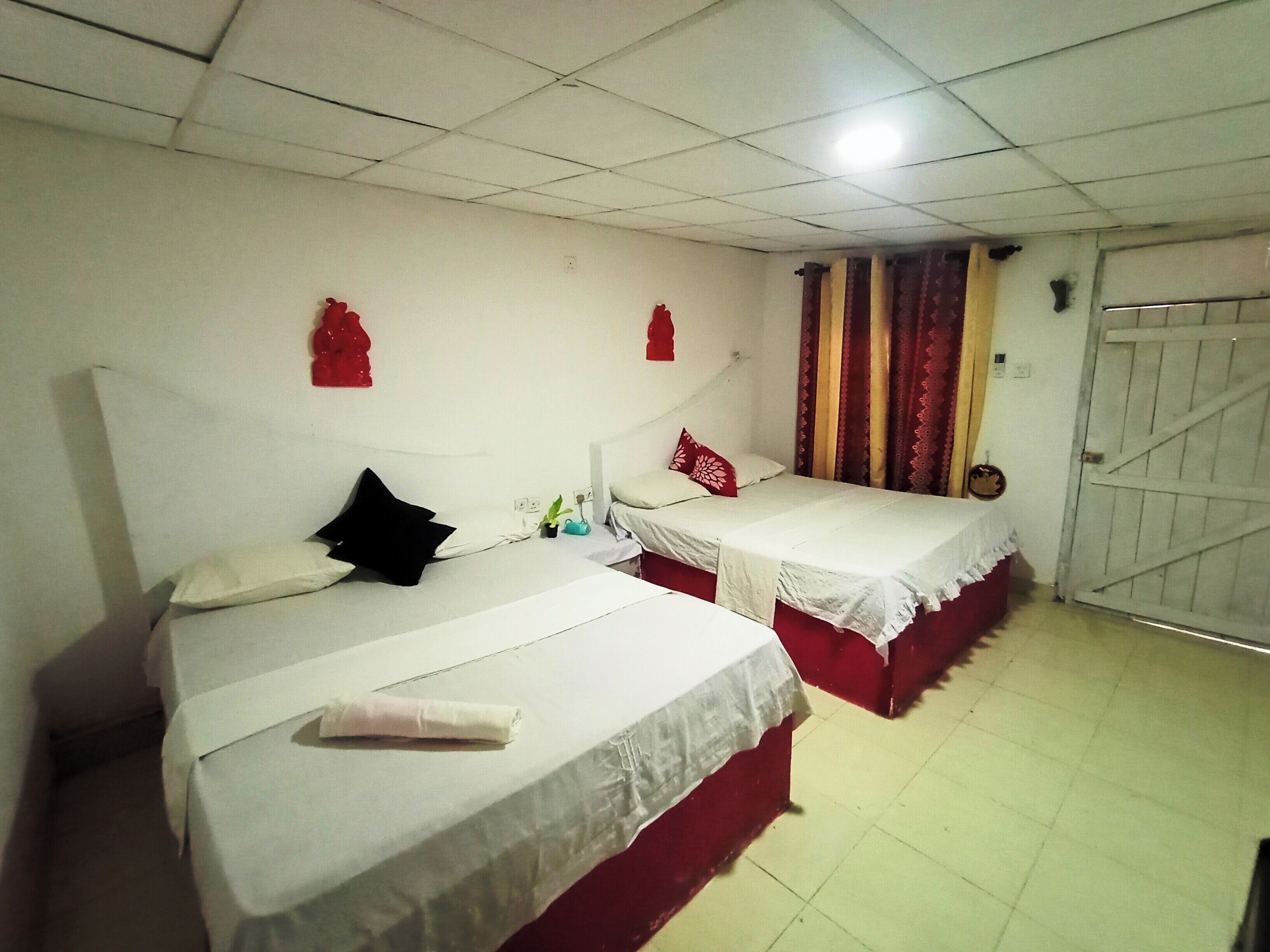 Double or Twin Room, Mountain View | Desk, laptop workspace, soundproofing, iron/ironing board