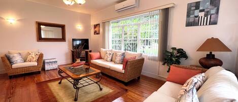 Maison, 3 chambres, terrasse, vue océan | Salle de séjour