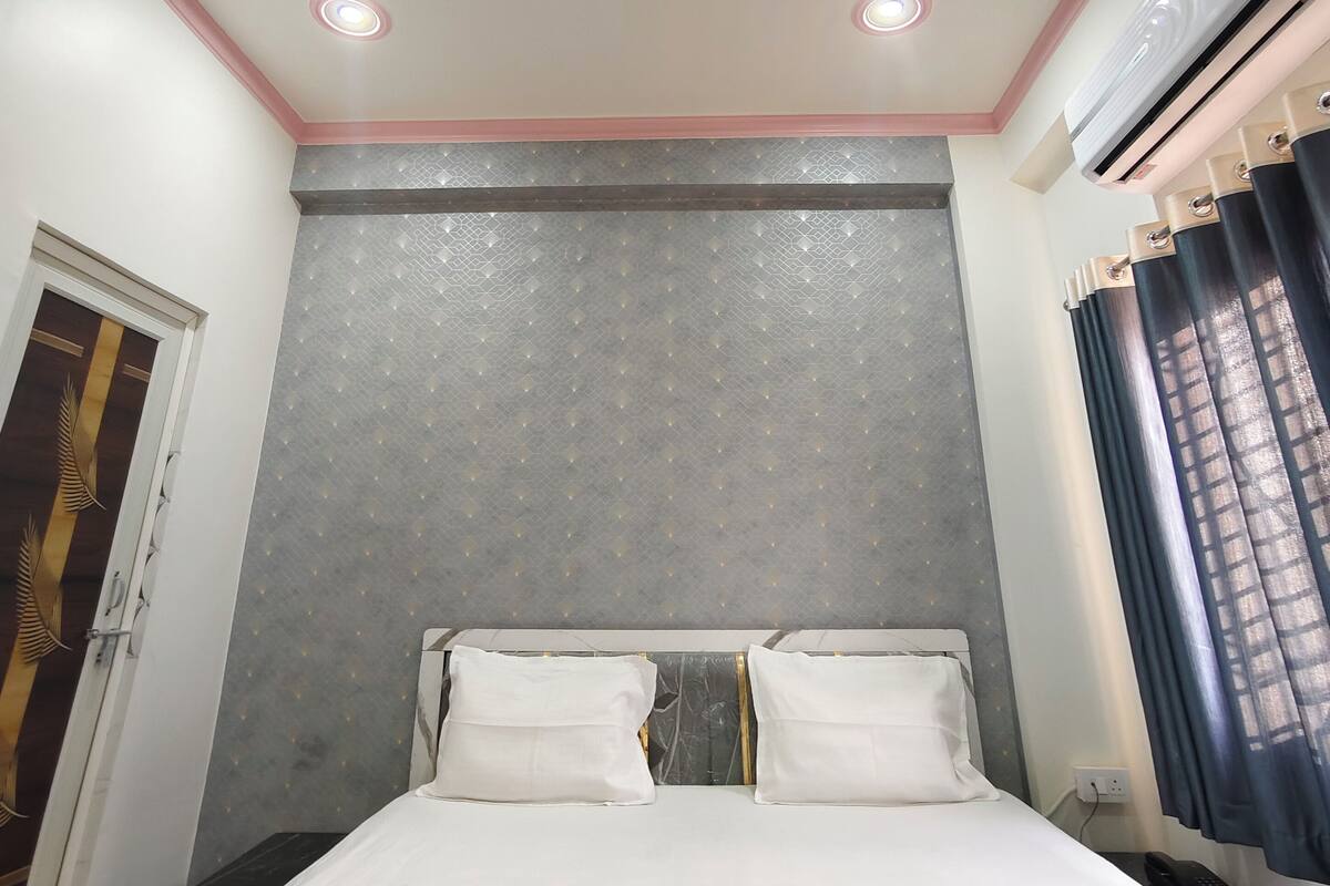 Deluxe Room | Free WiFi