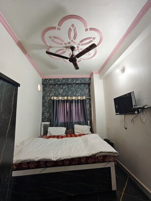 Free WiFi - Hotel Shiv Sagar  (Varanasi)