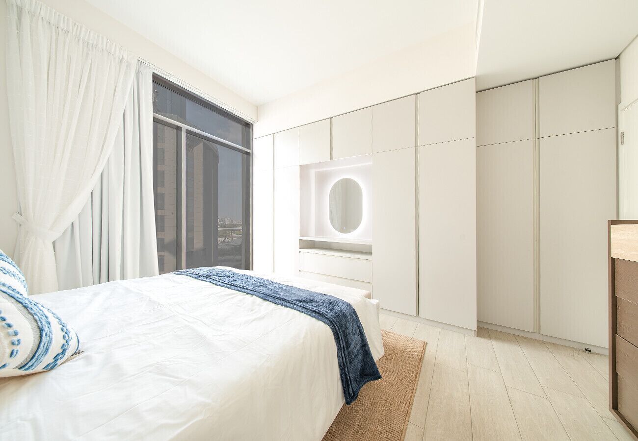 Safe på rommet, strykejern/-brett, wi-fi (inkludert) og sengetøy