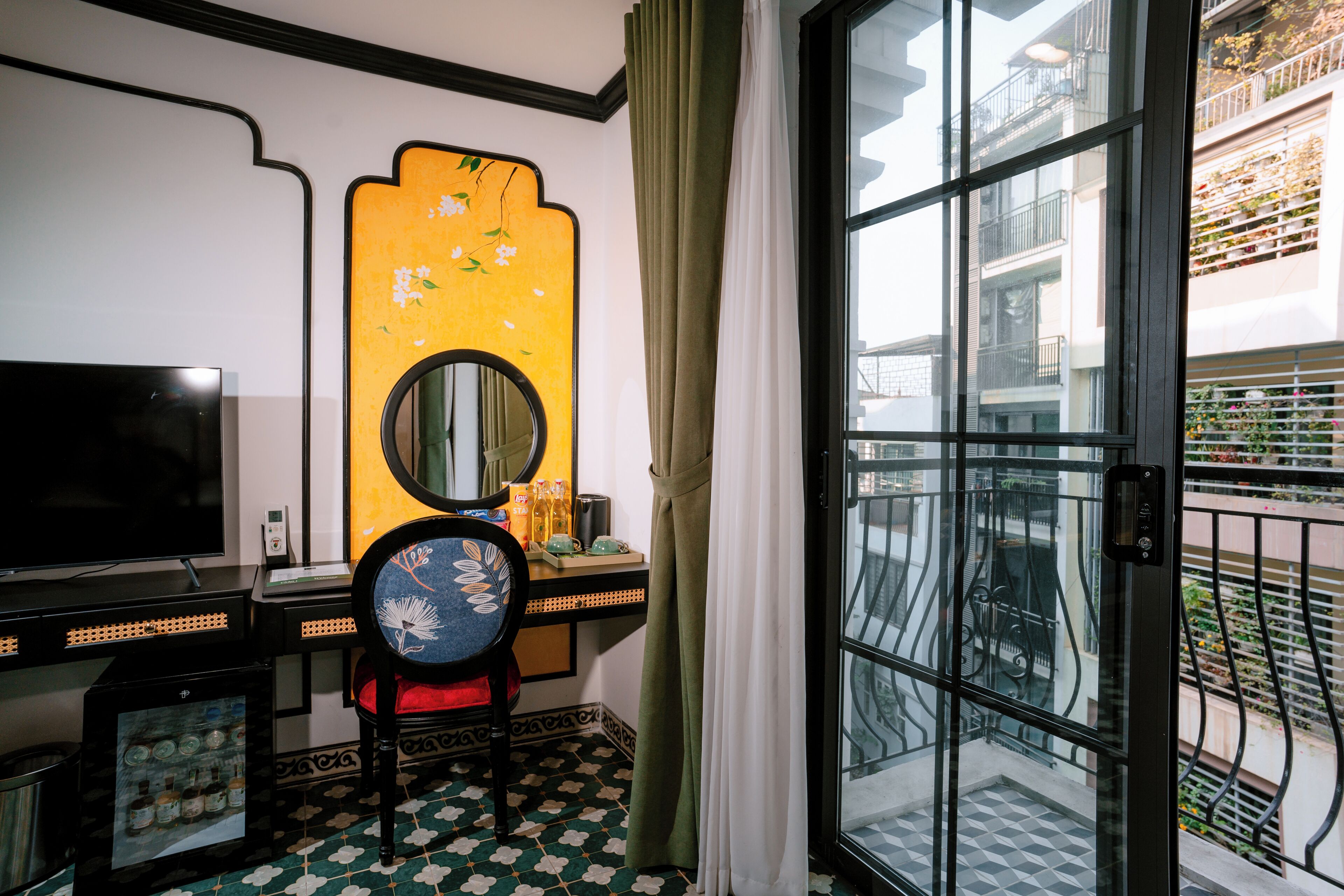 Executive Double Room, Balcony | City view