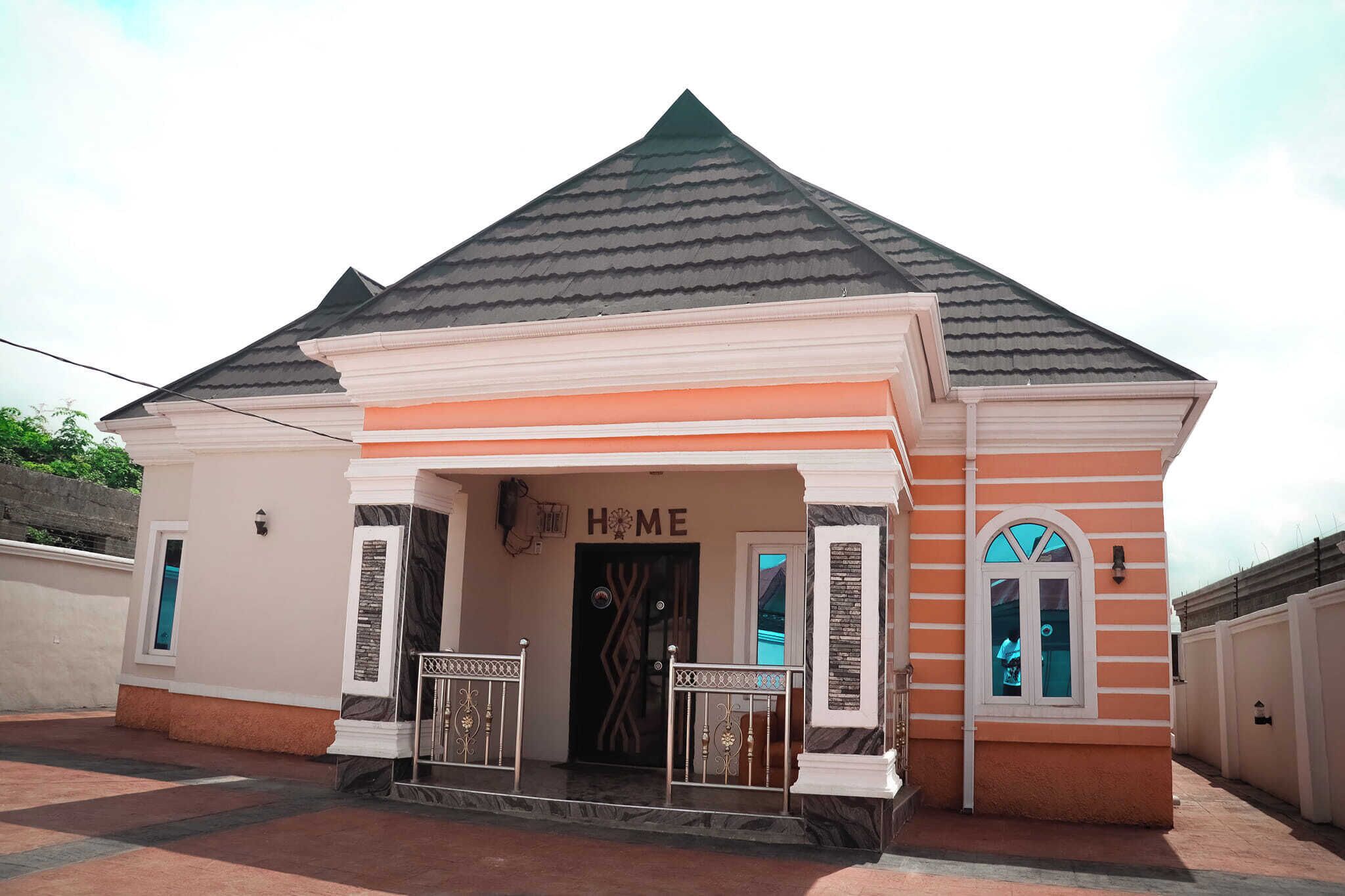 Fachada da propriedade