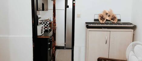 Internet, bed sheets