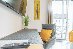 Rom – basic | Strykejern/-brett og wi-fi (inkludert)