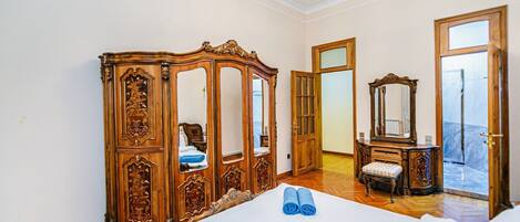 3 soverom, strykejern/-brett, wi-fi og sengetøy