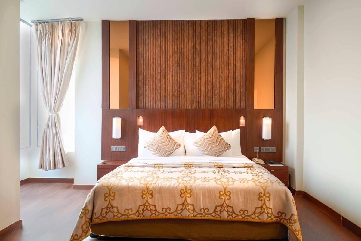 Espacio para trabajar con laptop y wifi gratis